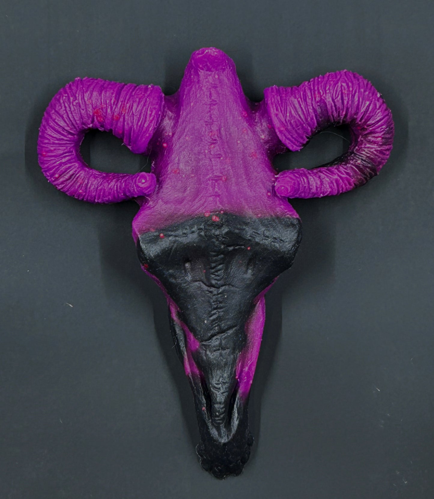 Flop- Heat Change Ram Skull Squishy- Pink to Purple